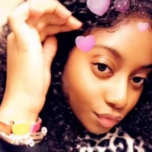 Meet your Posher, Saraphina